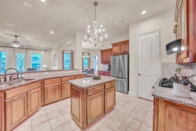 5048 Exposition Way, Fort Worth, TX 76244