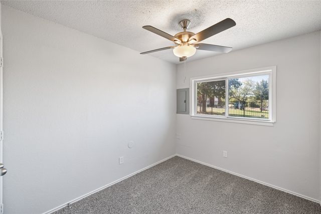 2540 Avenue H, Fort Worth, TX 76105