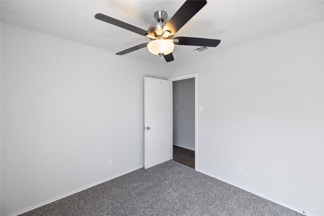 2540 Avenue H, Fort Worth, TX 76105