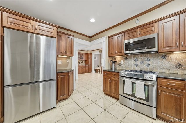 228 Long Avenue, Hamburg, NY 14075