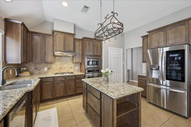 14874 Lisa Lane, Beaumont, TX 77713