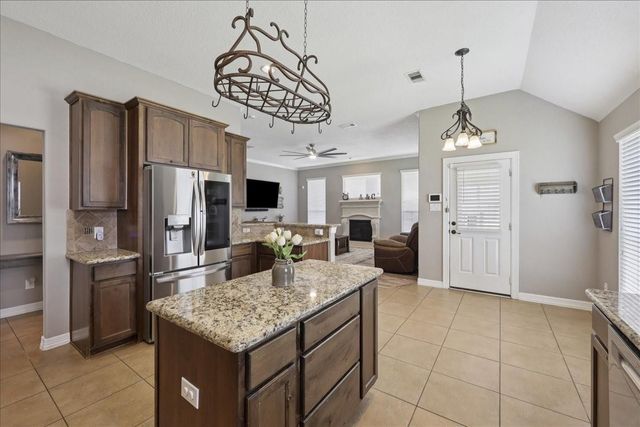 14874 Lisa Lane, Beaumont, TX 77713