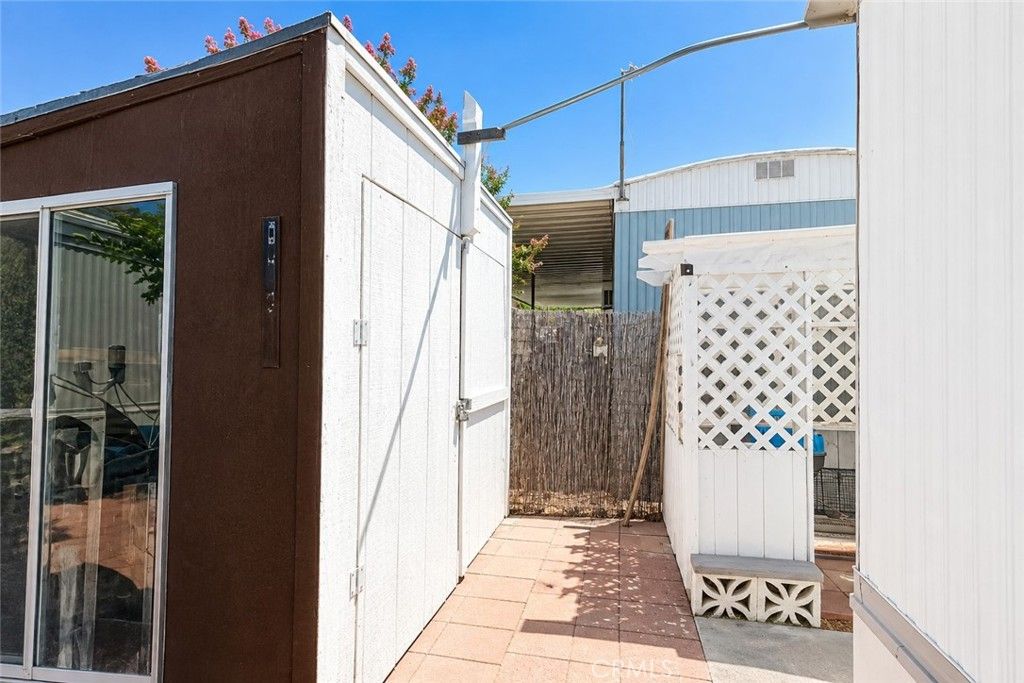 Image 19 of property listing at 45055 Florida Avenue 116, Hemet, CA 92544