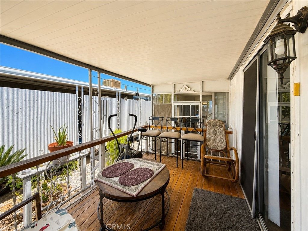 Image 6 of property listing at 45055 Florida Avenue 116, Hemet, CA 92544