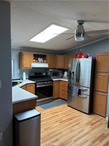 80 Huntington 372, Huntington Beach, CA 92648