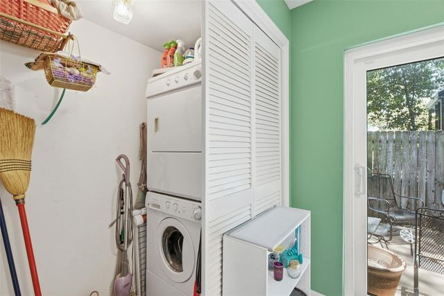 308 S BUNGALOW PARK AVENUE D, Tampa, FL 33609