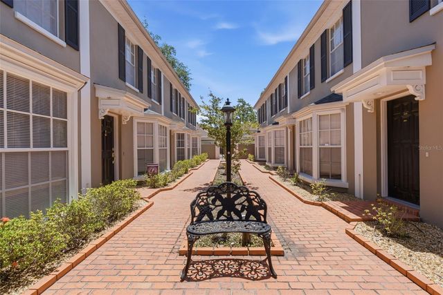 308 S BUNGALOW PARK AVENUE D, Tampa, FL 33609
