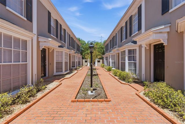 308 S BUNGALOW PARK AVENUE D, Tampa, FL 33609