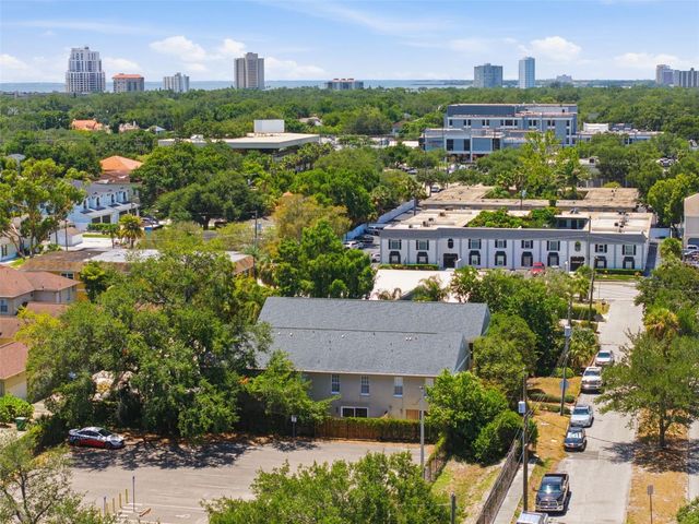 308 S BUNGALOW PARK AVENUE D, Tampa, FL 33609