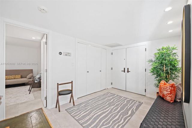 1 Grove Isle Dr A1106, Miami, FL 33133