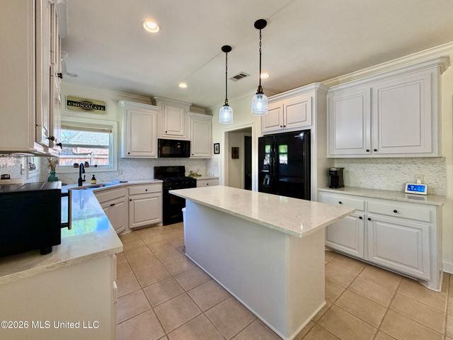 202 Bruenburg Parkway, Clinton, MS 39056