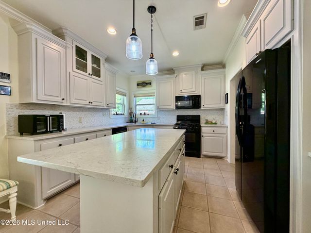 202 Bruenburg Parkway, Clinton, MS 39056
