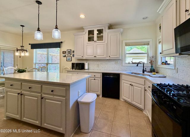 202 Bruenburg Parkway, Clinton, MS 39056