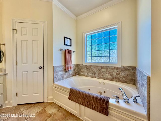 202 Bruenburg Parkway, Clinton, MS 39056