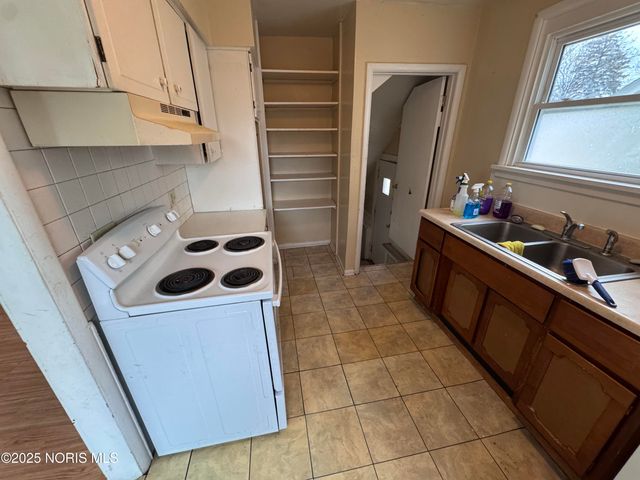 517 Shasta Drive, Toledo, OH 43609