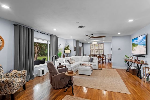 3675 66th Avenue, Vero Beach, FL 32966