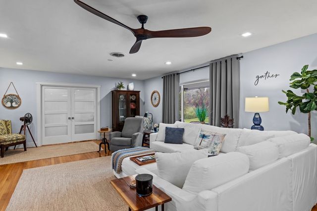 3675 66th Avenue, Vero Beach, FL 32966