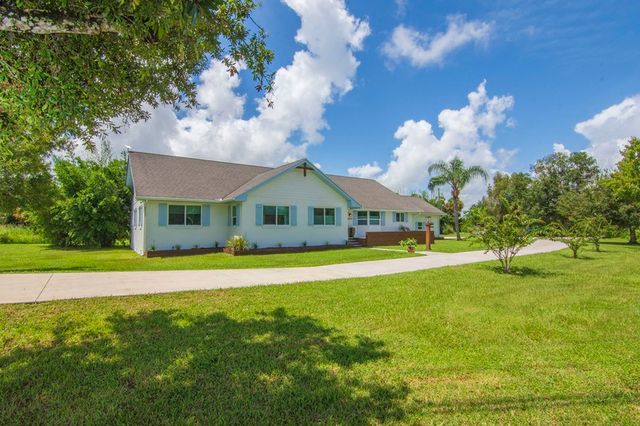 3675 66th Avenue, Vero Beach, FL 32966