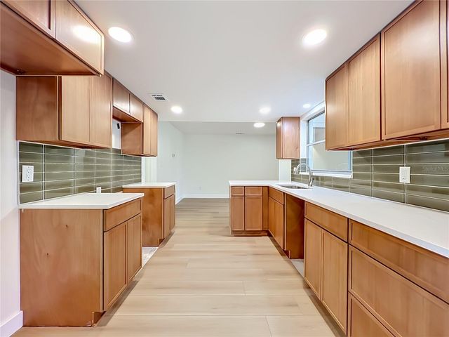 124 HOLLYHOCK DRIVE, Altamonte Springs, FL 32701