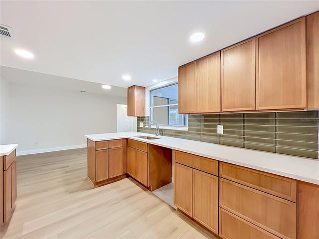 124 HOLLYHOCK DRIVE, Altamonte Springs, FL 32701