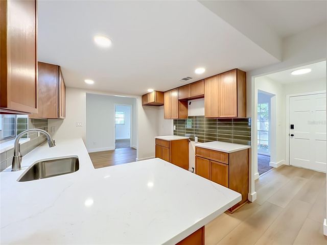 124 HOLLYHOCK DRIVE, Altamonte Springs, FL 32701