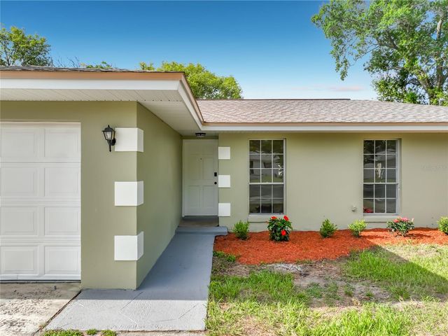 124 HOLLYHOCK DRIVE, Altamonte Springs, FL 32701