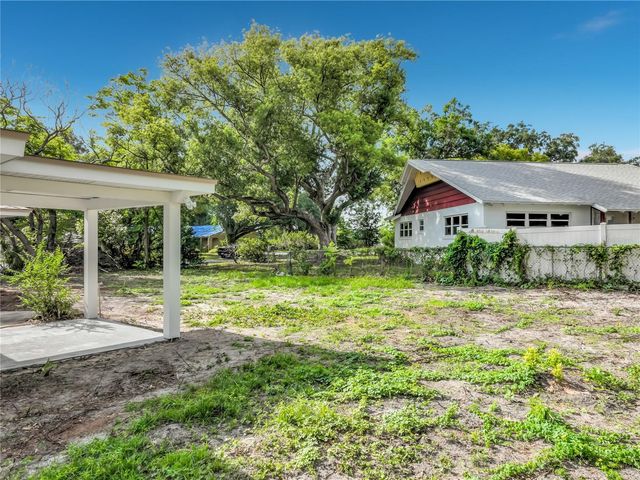 124 HOLLYHOCK DRIVE, Altamonte Springs, FL 32701