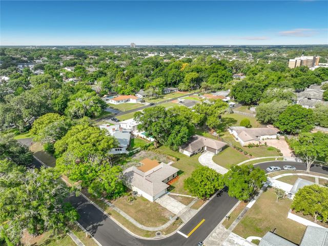 124 HOLLYHOCK DRIVE, Altamonte Springs, FL 32701