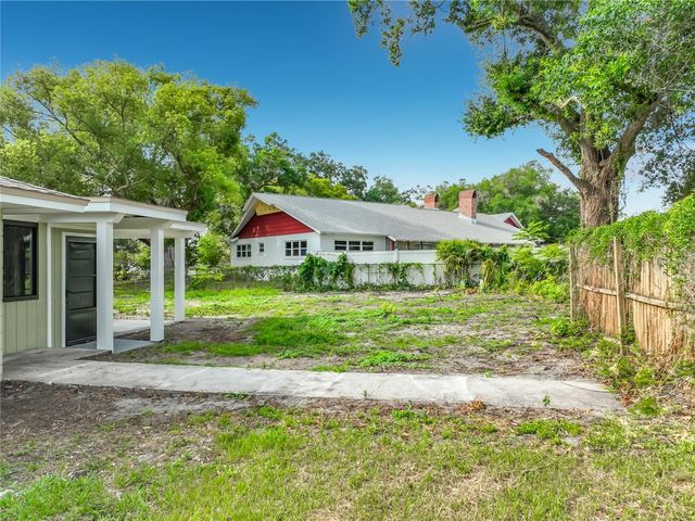 124 HOLLYHOCK DRIVE, Altamonte Springs, FL 32701