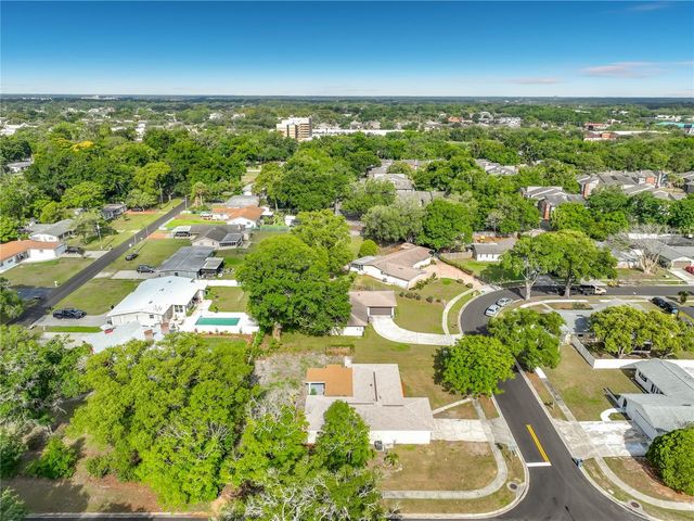 124 HOLLYHOCK DRIVE, Altamonte Springs, FL 32701