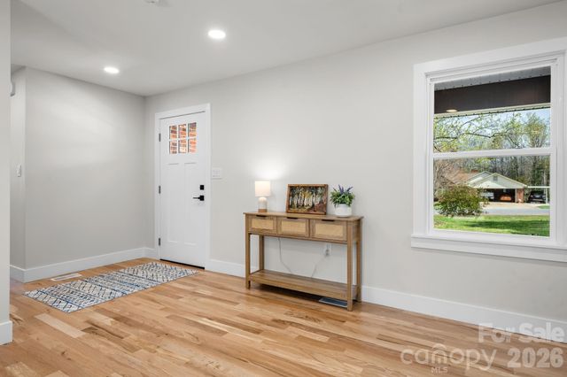 715 Sunridge Drive, Lincolnton, NC 28092