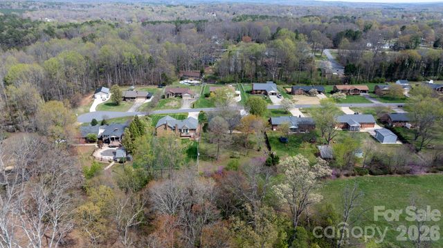 715 Sunridge Drive, Lincolnton, NC 28092