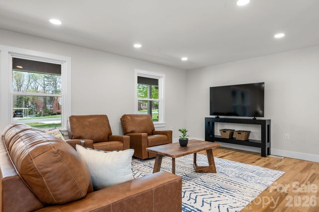 715 Sunridge Drive, Lincolnton, NC 28092