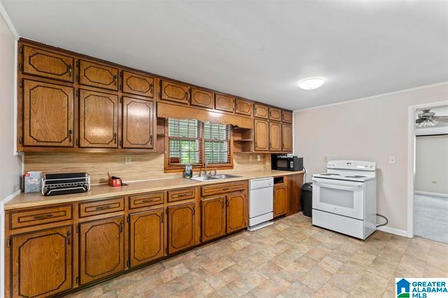 108 JONES AVENUE, Hueytown, AL 35023