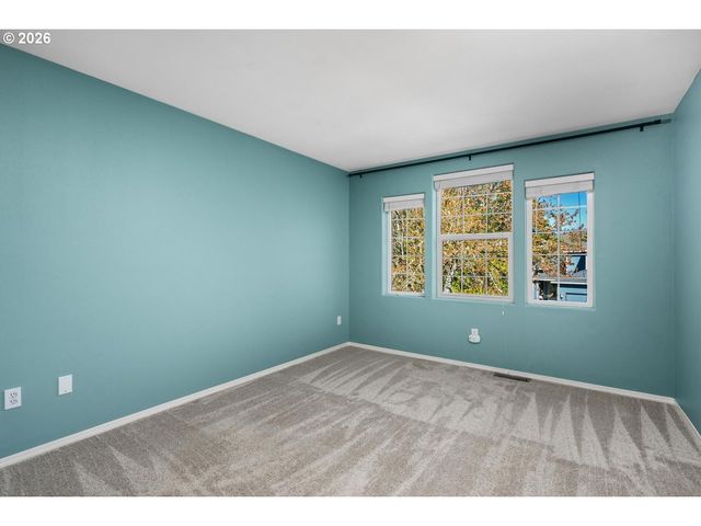 15469 Nw TRAKEHNER Way, Portland, OR 97229