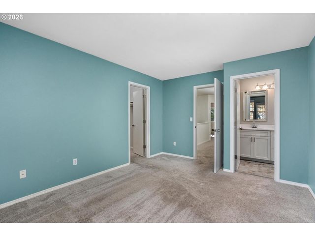 15469 Nw TRAKEHNER Way, Portland, OR 97229