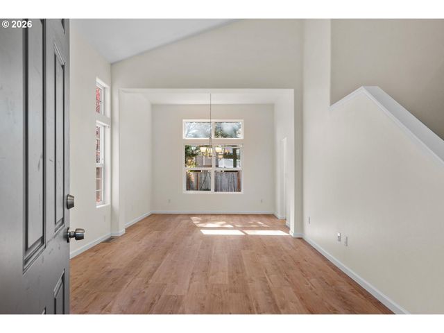 15469 Nw TRAKEHNER Way, Portland, OR 97229