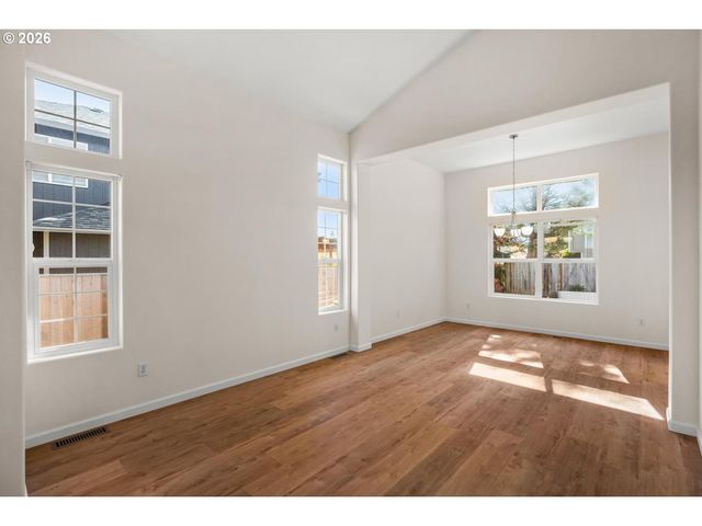 15469 Nw TRAKEHNER Way, Portland, OR 97229