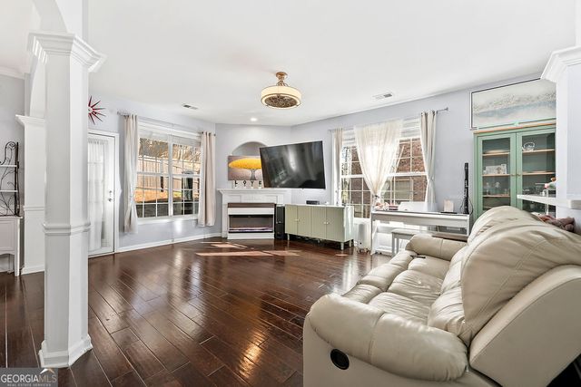 589 Woodland Park Ter, Lawrenceville, GA 30043