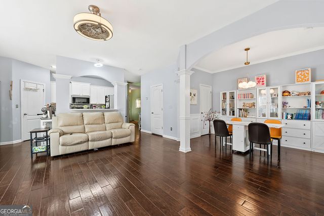 589 Woodland Park Ter, Lawrenceville, GA 30043