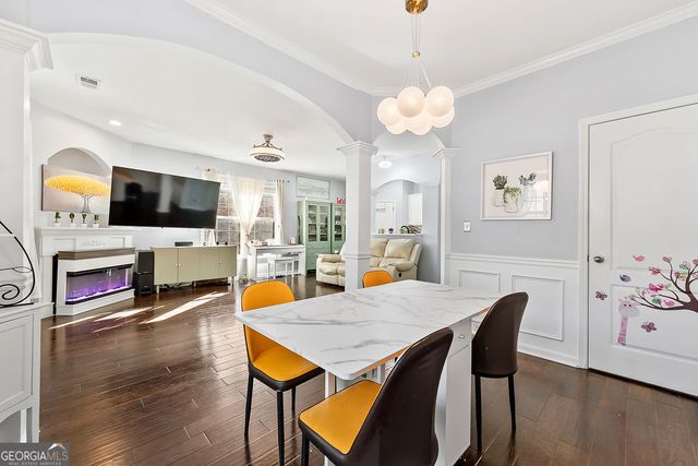 589 Woodland Park Ter, Lawrenceville, GA 30043