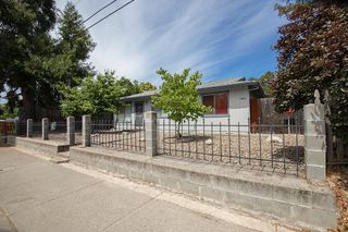 708 SW Bridge Street, Grants Pass, OR 97526