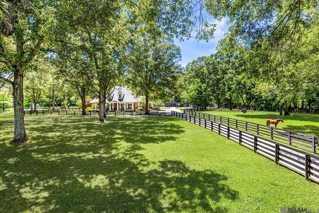 19919 Tucker Rd, Zachary, LA 70791