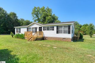 150 Casey Road, Woodruff, SC 29388