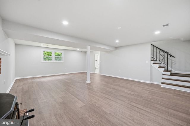 5030 LELAND DR, Oxon Hill, MD 20745