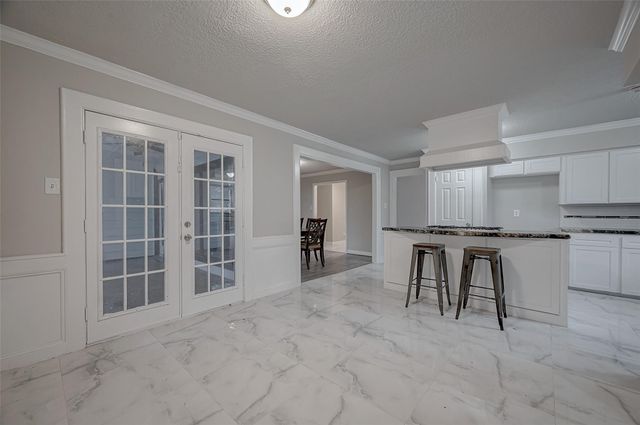 919 Mockingbird Way, Sugar Land, TX 77478