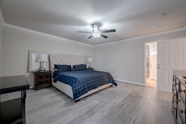 919 Mockingbird Way, Sugar Land, TX 77478