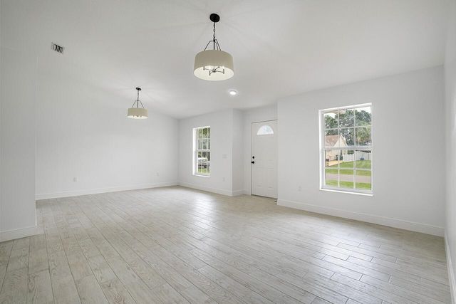 673 Cavern Terrace, Sebastian, FL 32958