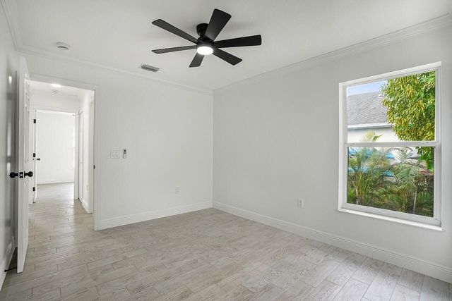 673 Cavern Terrace, Sebastian, FL 32958