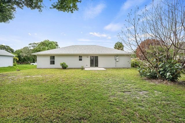 673 Cavern Terrace, Sebastian, FL 32958